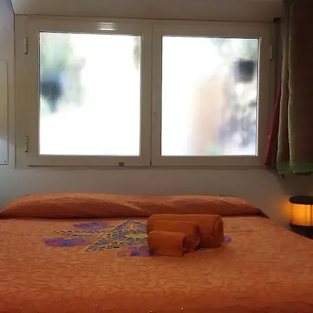 فندق مبيت وإفطار In Al Piano Terra كالياري