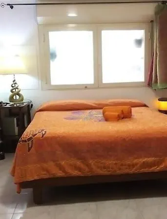 فندق مبيت وإفطار In Al Piano Terra كالياري
